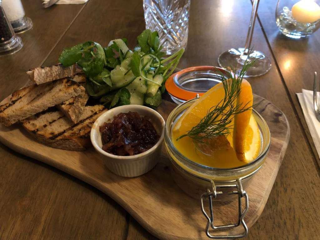 The Carpenters Arms Hotell Newbury  Exteriör bild